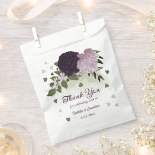 dunkelviolette Blumen Grüne Hochzeit Geschenktütchen