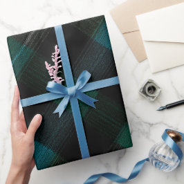 Dunkelwaldgrün-schwarzer Tartan-Moos-Karomuster Geschenkpapier