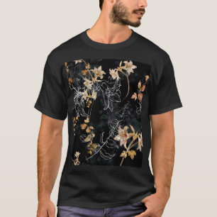 Dunkle Blüte: Wasserfarbe Nahtlose Malerei. T-Shirt