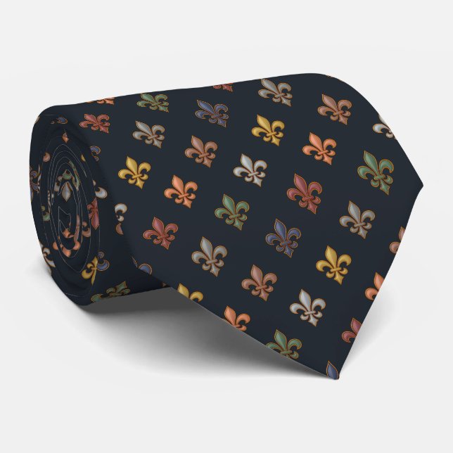 Dunkle Erde Waldlandschaft Fleur-de-lis Design  Krawatte (Gerollt)