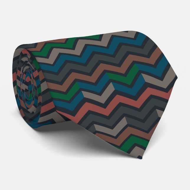 Dunkle Erdene Waldlandschaft Zickzack-Chevron  Krawatte (Gerollt)