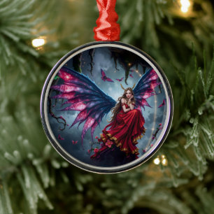 Dunkle Fantasy Fee Königin mit Schmetterlingsflüge Ornament Aus Metall