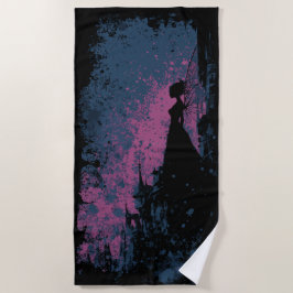 Dunkle Feen-Silhouette – Gothic-Burg Fantasy-Art Strandtuch