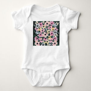 Dunkle floral Aquarell: schöne Drucke. Baby Strampler