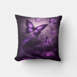 Dunkle gothische Blumendekoration Kissen