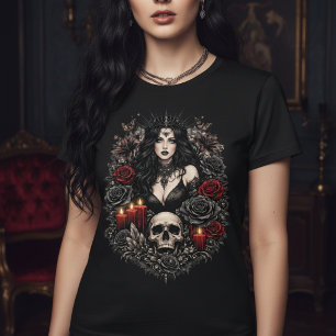 Dunkle gothische Königin mit Totenkopf und Kerzen T-Shirt