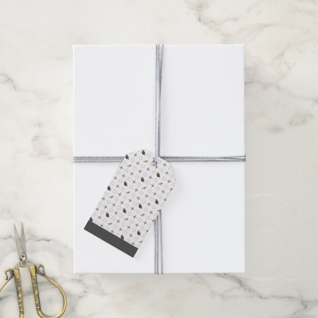 Dunkle Gray Graduation Caps und Diplommuster Geschenkanhänger (Mit Garn)