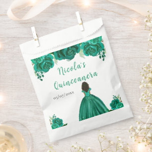 Dunkle Haut Prinzessin Grüne Florale Quinceanera Geschenktütchen