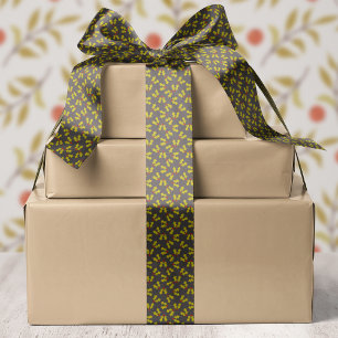 Dunkle Holly und Berries Weihnachten Satinband