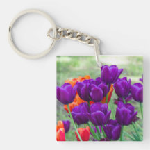 Dunkle lila Tulpen-Puppe