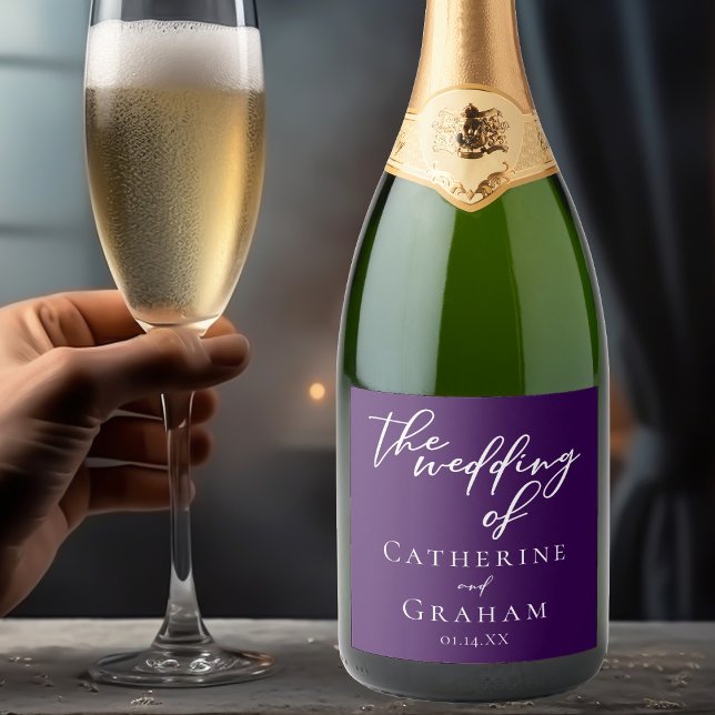 Dunkle Lila weiße Typografie Personalisierte Hochz (Von Creator hochgeladen)