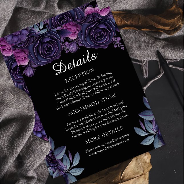 Dunkle Moody Lila Gothic Floral Wedding Details Begleitkarte (Von Creator hochgeladen)