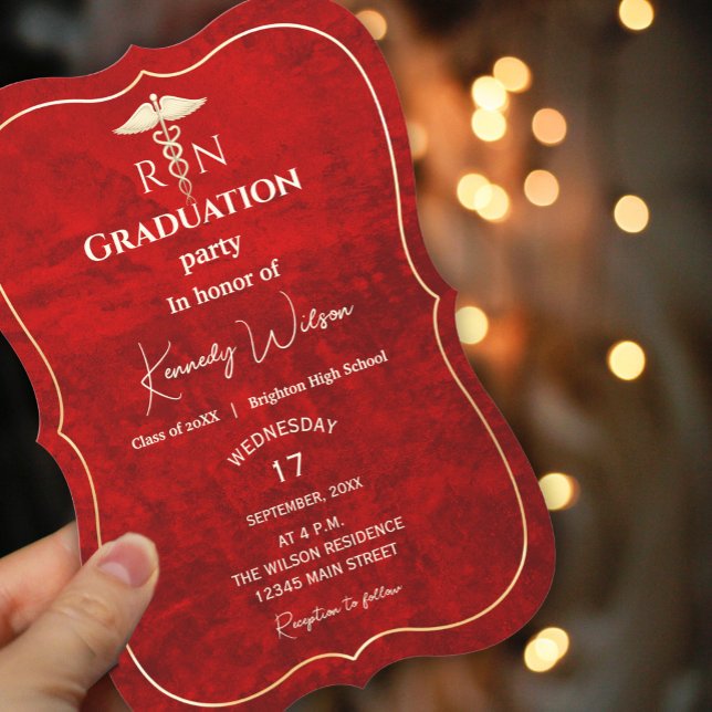 Dunkle Moody Schwarz Rot mit Kratzern Abschluss Einladung (Dark Moody Black Red with scratches #MedicalGraduationInvitation#royalred )