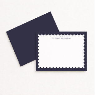 Dunkle Navy-Notizkarte mit Stempel-inspiriertem Ra Einladung