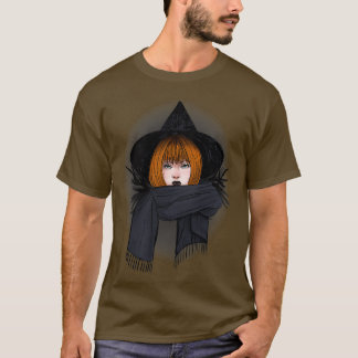 Dunkle Redhead Hexe mit einem Scarf T-Shirt