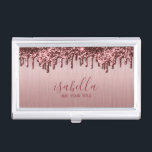 Dunkle Rose Gold Glitzer Tropfen Visitenkarten Dose<br><div class="desc">Visitenkarten-Fälle für Sie bereit, um sich anzupassen. ✔ Nicht alle Vorlagenbereiche müssen geändert werden. 📌 Wenn Sie weitere Anpassungen benötigen, klicken Sie bitte auf den Button "Weitere Anpassungen vornehmen" oder "Design anpassen oder bearbeiten" und verwenden Sie unser Designwerkzeug, um die Größe, den Rotation, die Textfarbe, den Text und so weiter...</div>