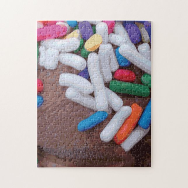 Dunkle Schokolade Eiscreme mit Regenbogensprinklen Puzzle (Vertikal)