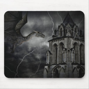 Dunkle stürmische Nachtgotischer Fantasiedrache Mousepad