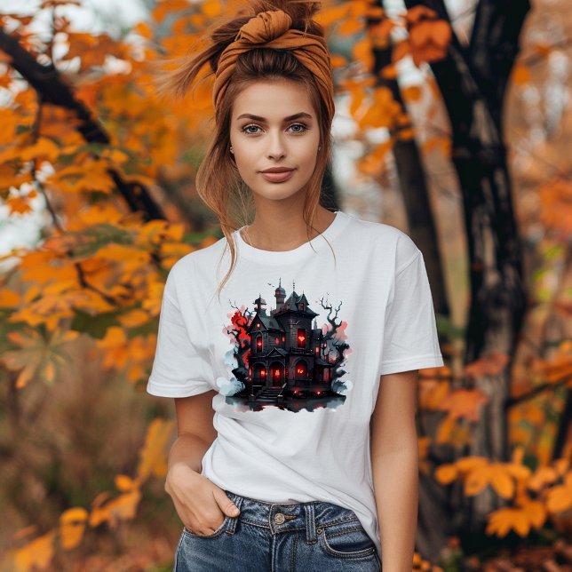 Dunkle und mysteriöse Hütte T-Shirt (Von Creator hochgeladen)