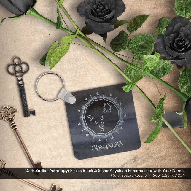 Dunkle Zodiac-Astrologie: Fische schwarzer Silbern Schlüsselanhänger (Dark Zodiac Astrology: Pisces Black & Silver Keychain Personalized with Your Name)