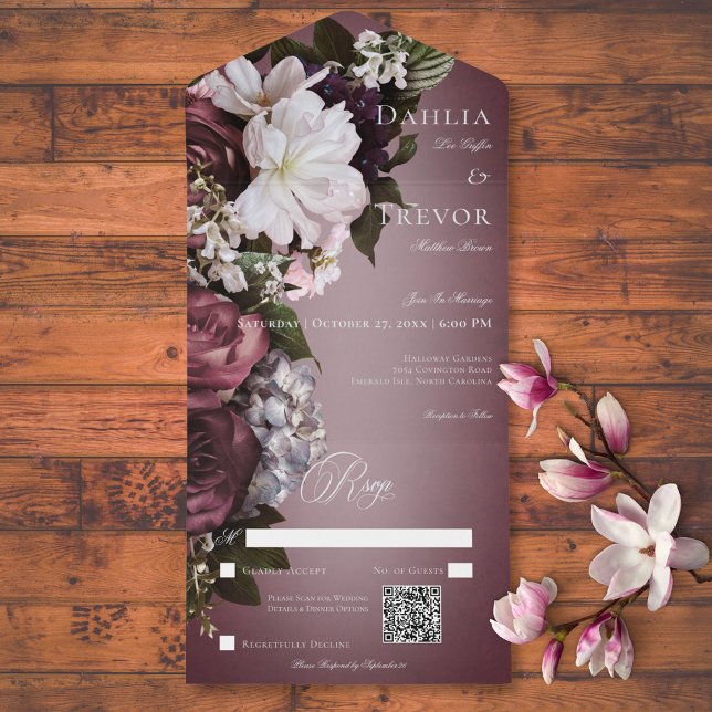 Dunkler Eleganter Burgundy & Cream Blur QR Code All In One Einladung (Dark Elegant Burgundy & Cream Blur Floral QR Code All In One Invitation)