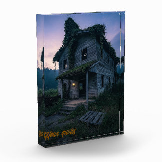 Dunkler gotischer Twilight-Horror Fotoblock