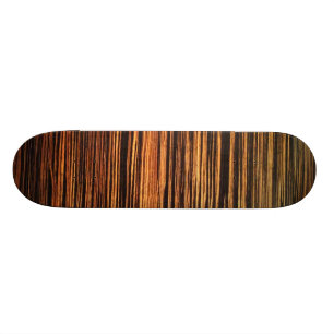Dunkler Holzvene Skateboard