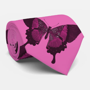 Dunkler rosa Schmetterling mit rosa Rose backround Krawatte