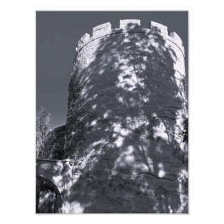 Dunkler Turm Fotodruck