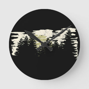 Dunkler Wald Natur Winter Vintage Runde Wanduhr