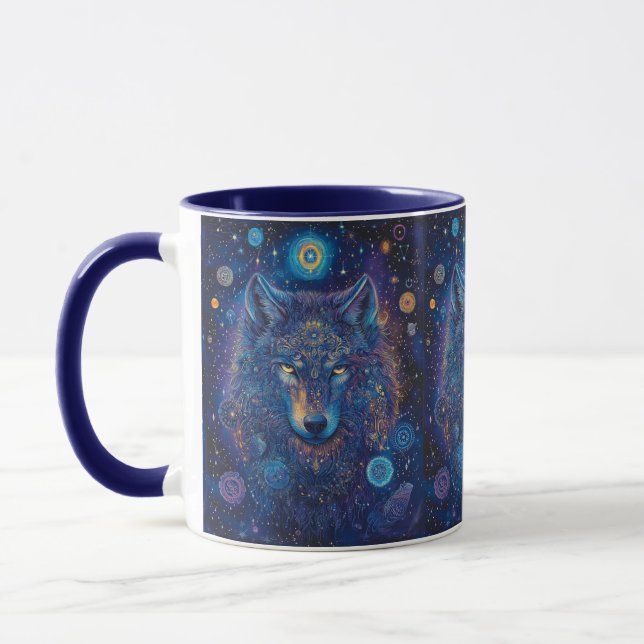 Dunkler Wolf mit Mandala magischer Sternenhimmel Tasse (Links)