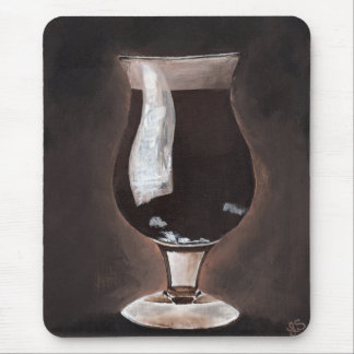Dunkles Bier in Tulip Glass Porter Kunstmalerei Mousepad