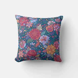 Dunkles florales botanisches Muster mit vintage St Kissen