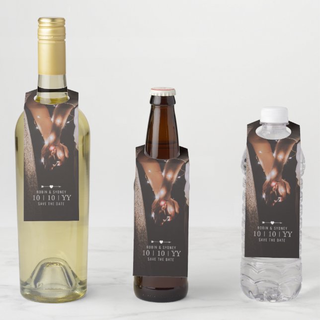 Dunkles Foto | SAVE THE DATE | Flasche | Unten Flaschenanhänger (Beispiel)