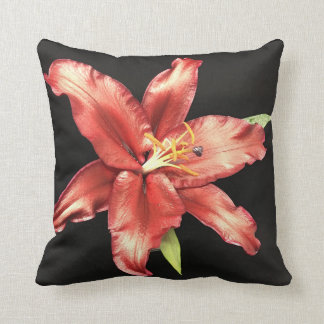 Dunkles Lilien-Wurfs-Kissen - 16x16 Kissen