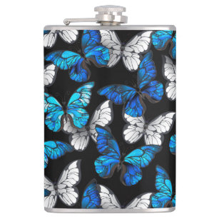 Dunkles Nahtloses Muster mit blauen Schmetterlinge Flachmann