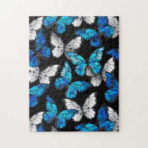 Dunkles Nahtloses Muster mit blauen Schmetterlinge Puzzle