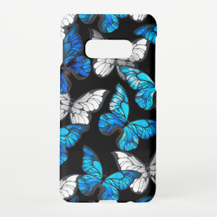 Dunkles Nahtloses Muster mit blauen Schmetterlinge Samsung Galaxy S10E Hülle