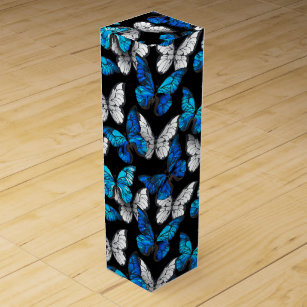 Dunkles Nahtloses Muster mit blauen Schmetterlinge Weinbox