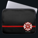 Dünne rote Linie kundenspezifisches Laptopschutzhülle<br><div class="desc">Eine große rote Linie themenorientierter Laptopkasten der Feuerrettung. Er kennzeichnet ein Malteserkreuz in der Mitte für Ihr Monogramm von Ihrem ersten oder Nachname oder der Ihrer Geschenkempfängers. Unter das Malteserkreuz ist eine Stelle für der den Namen oder die Nachname Person. Ein fantastisches kundengebundenes Geschenk für diesen Lieblingsfeuerwehrmann in Ihrem Leben....</div>