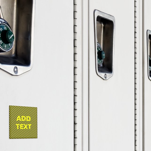 Dünne schwarze und gelbe Diagonalstreifen Magnet (In Situ (Schrank))