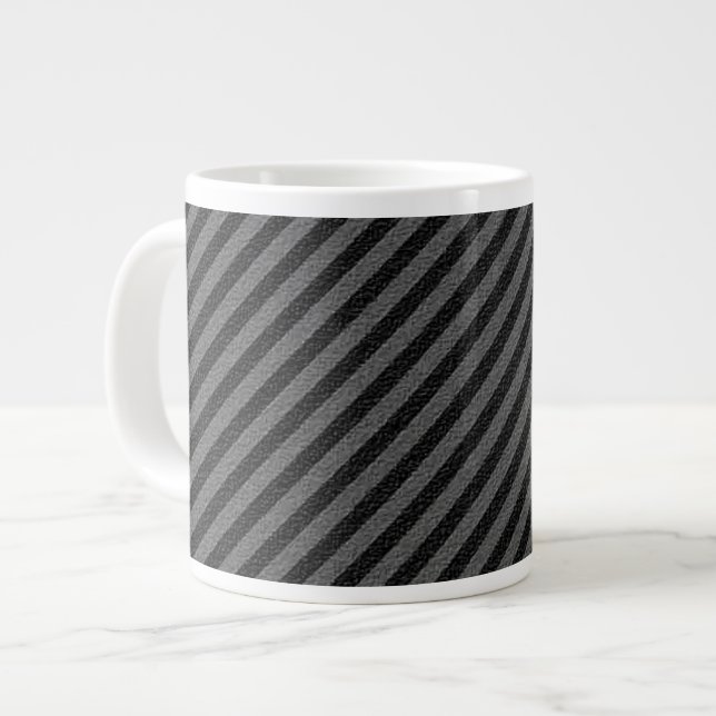 Dünne schwarze und graue Diagonalstreifen Jumbo-Tasse (Vorderseite Links)