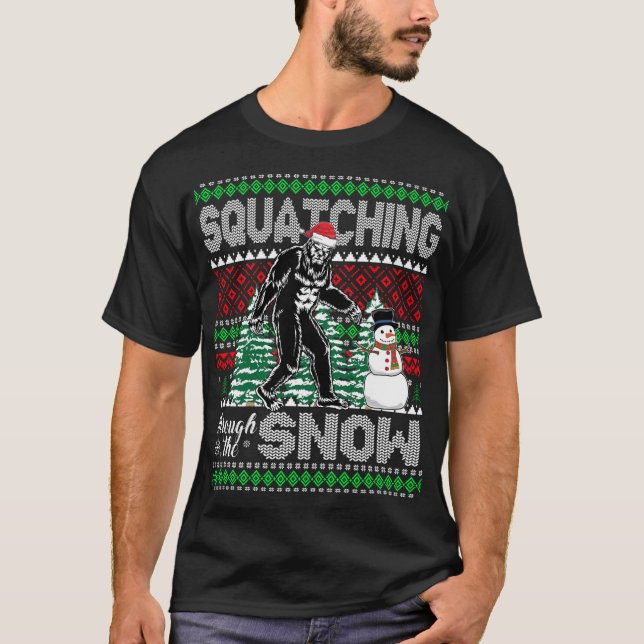 Durch das Schneebussstück, Ugly Sweater C T-Shirt (Vorderseite)