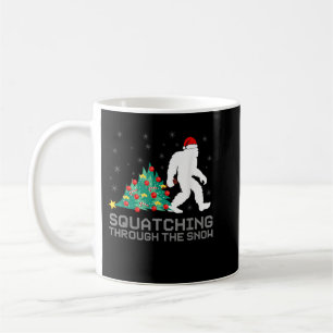 Durch den Schnee treten - Bigfoot Kaffeetasse