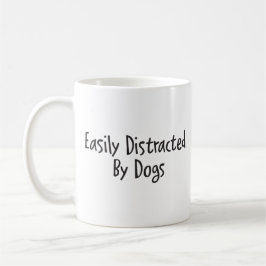 Durch Hunde leicht abgelenkt Kaffeetasse