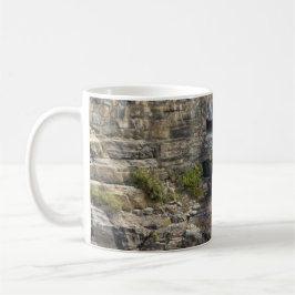 Durch Stein kaskadierend Kaffeetasse