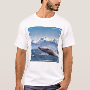 Durchbrechen des Buckel-Wals in Alaska T-Shirt