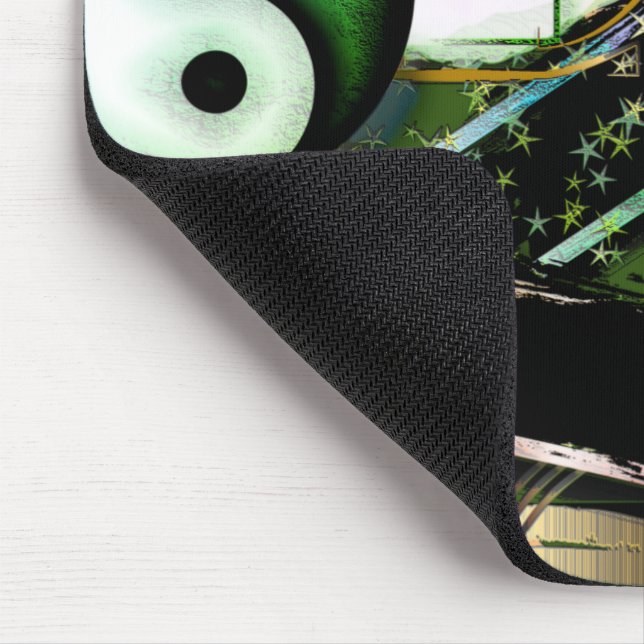 Durcheinander von Designobjekten und Symbolen mit  Mousepad (Ecke)