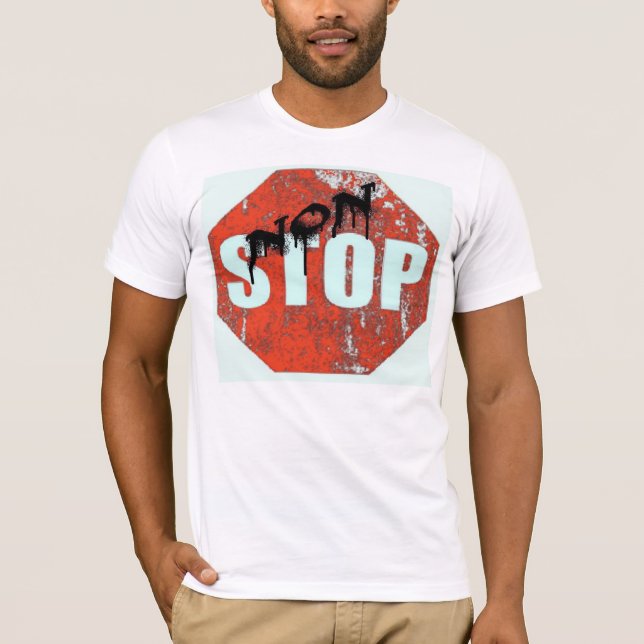 durchgehender weißer T - Shirt (Vorderseite)