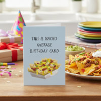 Durchschnittliches mexikanisches Nacho-Essen Gebur